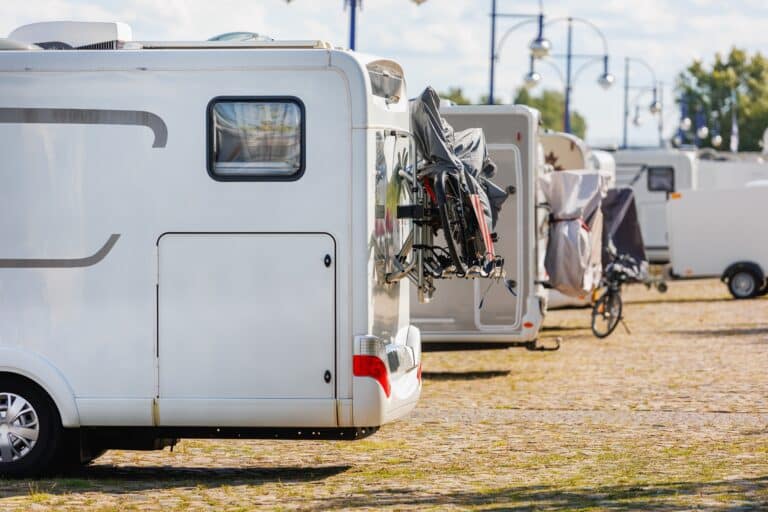 Many,White,Modern,Campervan,Recreational,Motor,Home,Vehicles,Parked,In